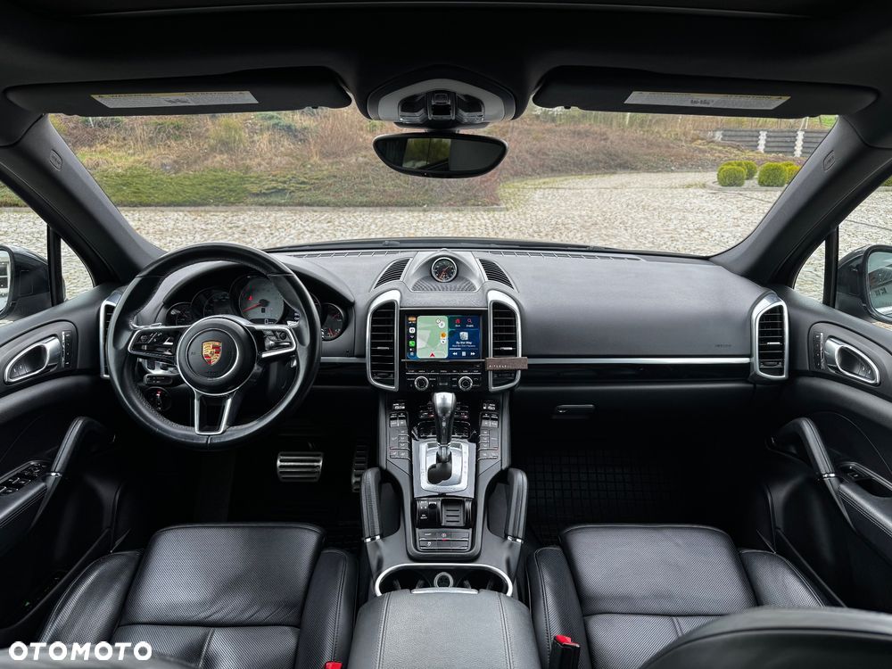 Porsche Cayenne S - 10