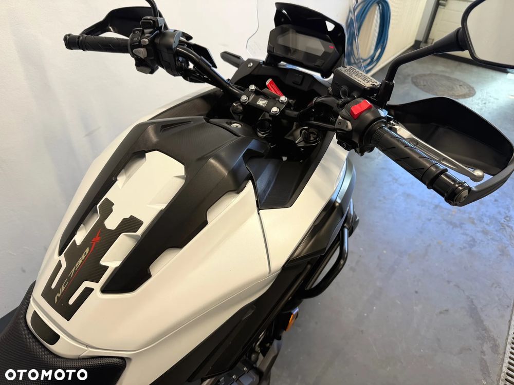 Honda NC - 29
