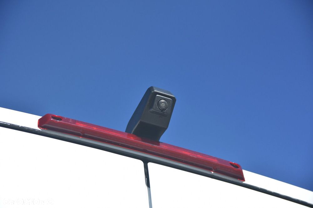 Renault Master Furgon L3H2 2.0 150KM Brygadówka 7 os. - 20