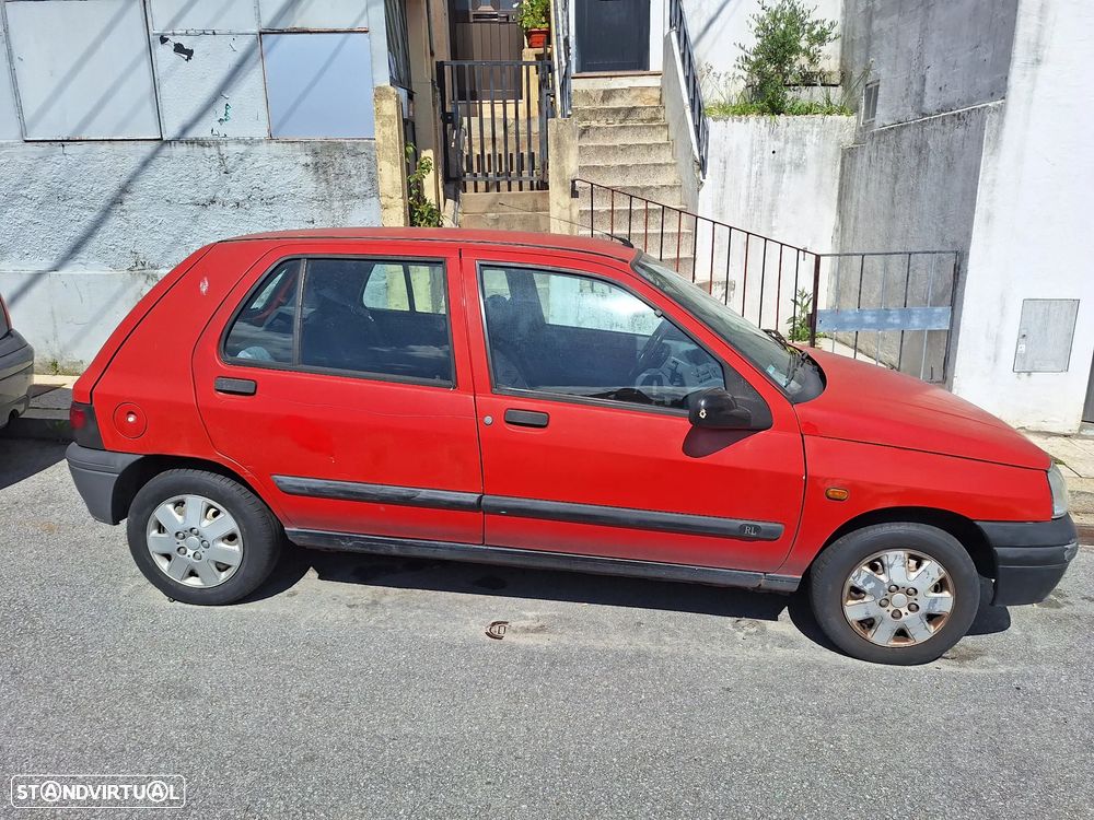 Renault Clio 1.2 RN - 2