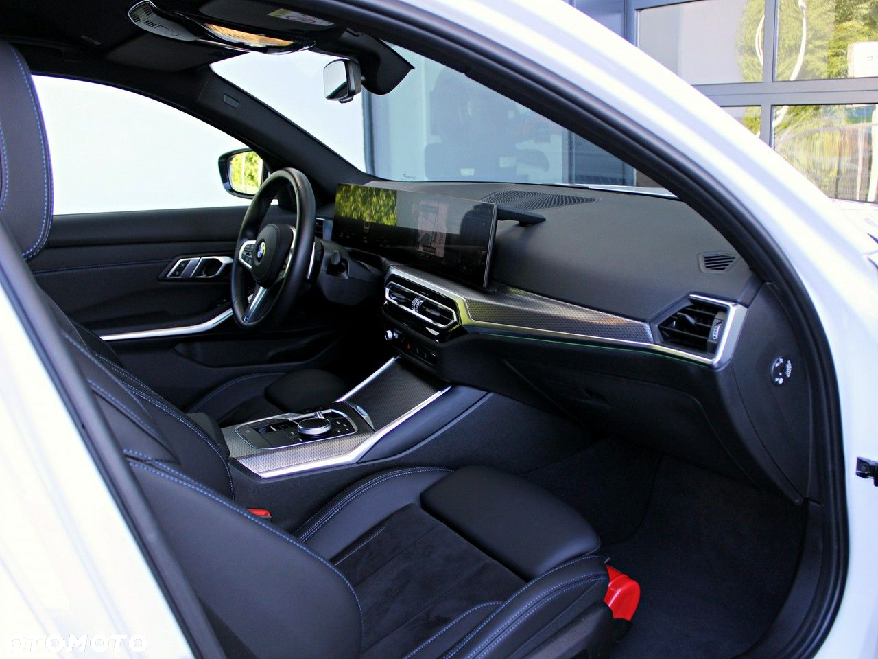 BMW Seria 3 320d M Sport - 11