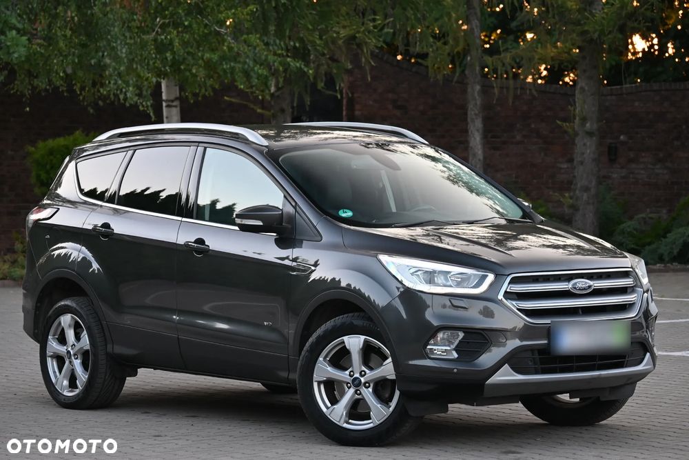 Ford Kuga 1.5 EcoBoost 4WD Titanium - 6
