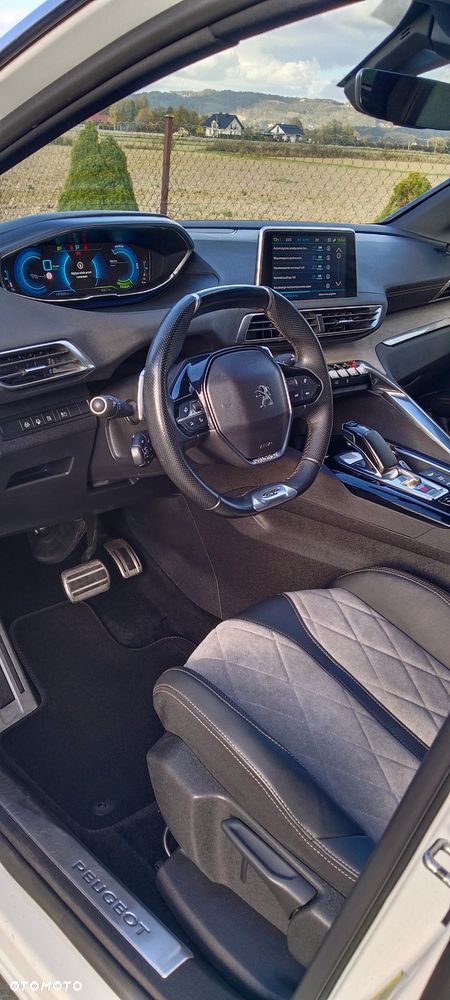 Peugeot 3008 Hybrid4 300 e-EAT8 GT - 16