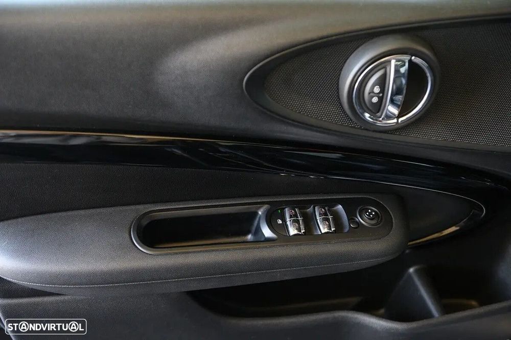 MINI Clubman Cooper D Classic Auto - 27