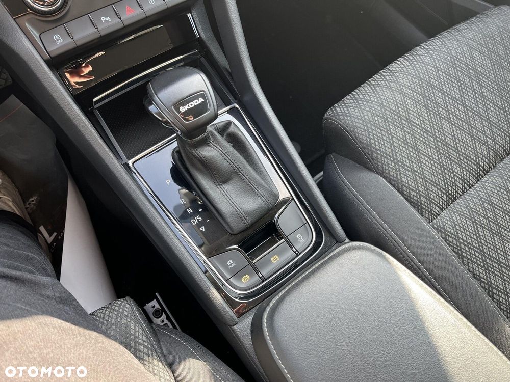 Skoda Karoq 1.5 TSI ACT Style DSG - 15