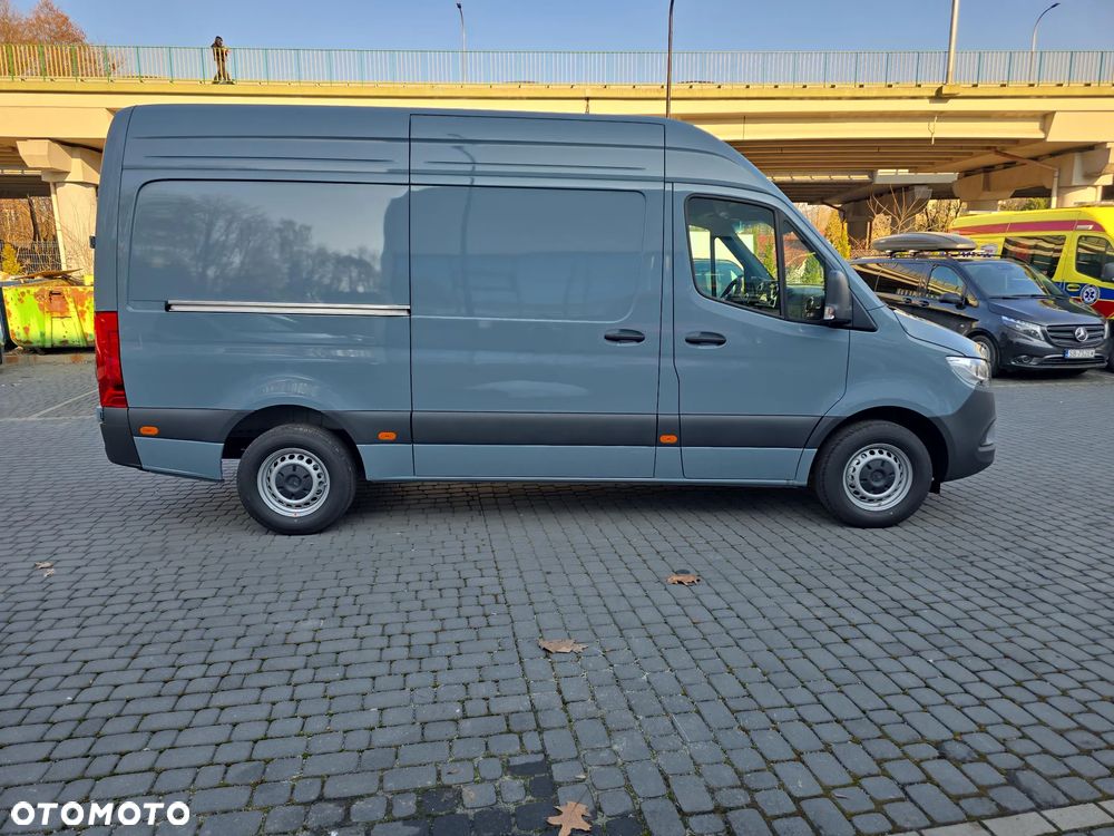 Mercedes-Benz Sprinter 315 Furgon - 7