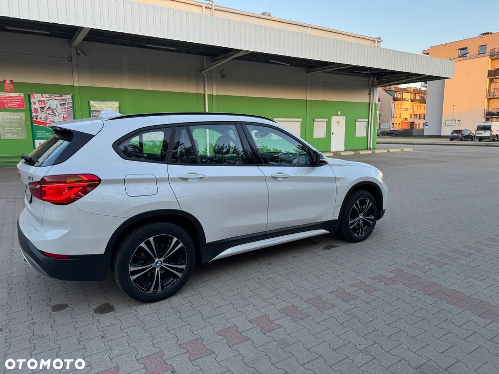 BMW X1 sDrive18d xLine sport - 7