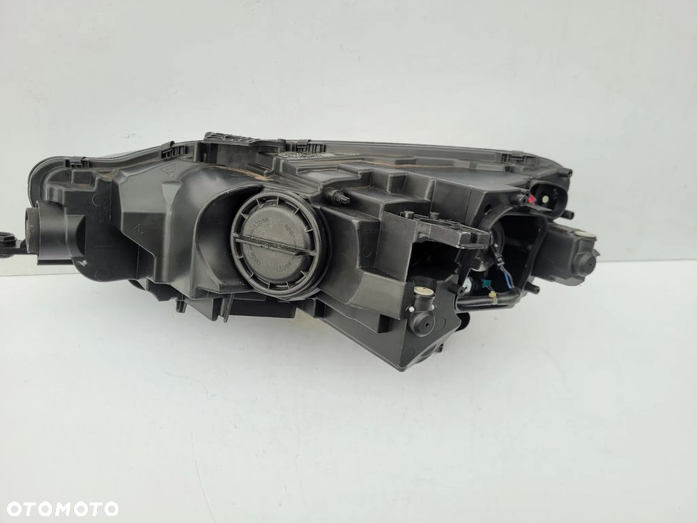 AUDI A5 8W LAMPA PRZOD XENON LED PRAWA - 8