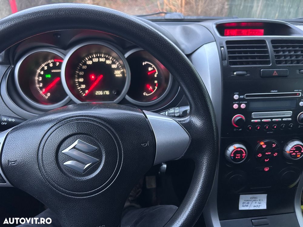 Suzuki Grand Vitara 1.6 Comfort - 5