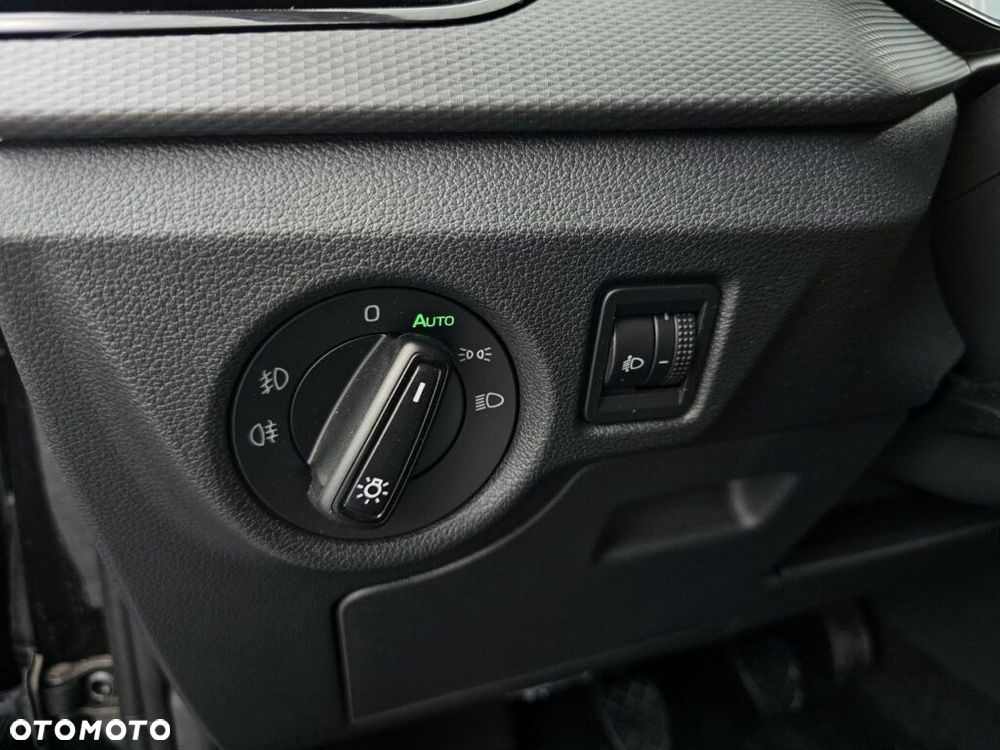 Skoda Scala 1.0 TSI Essence - 18