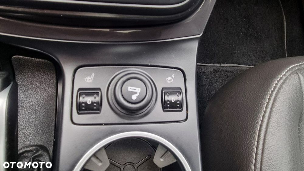 Ford Kuga - 18