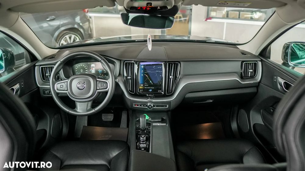 Volvo XC 60 T6 AWD Recharge Geartronic Inscription - 9