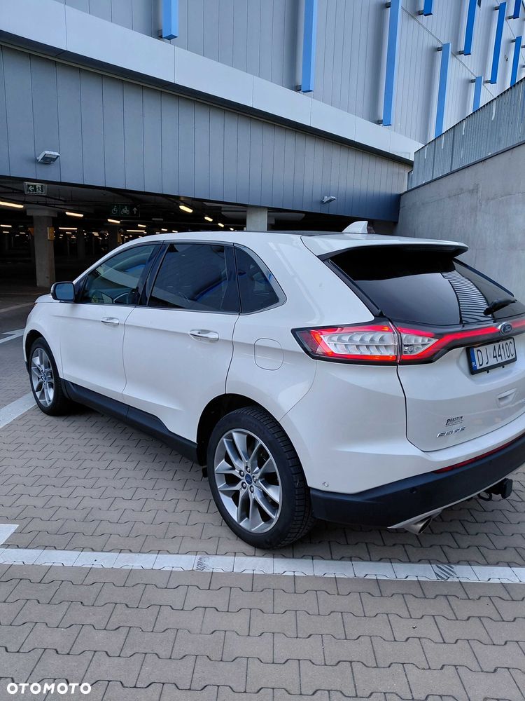 Ford Edge - 5
