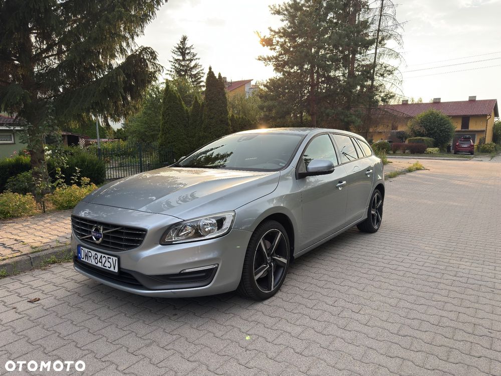 Volvo V60 D4 Drive-E Kinetic - 3