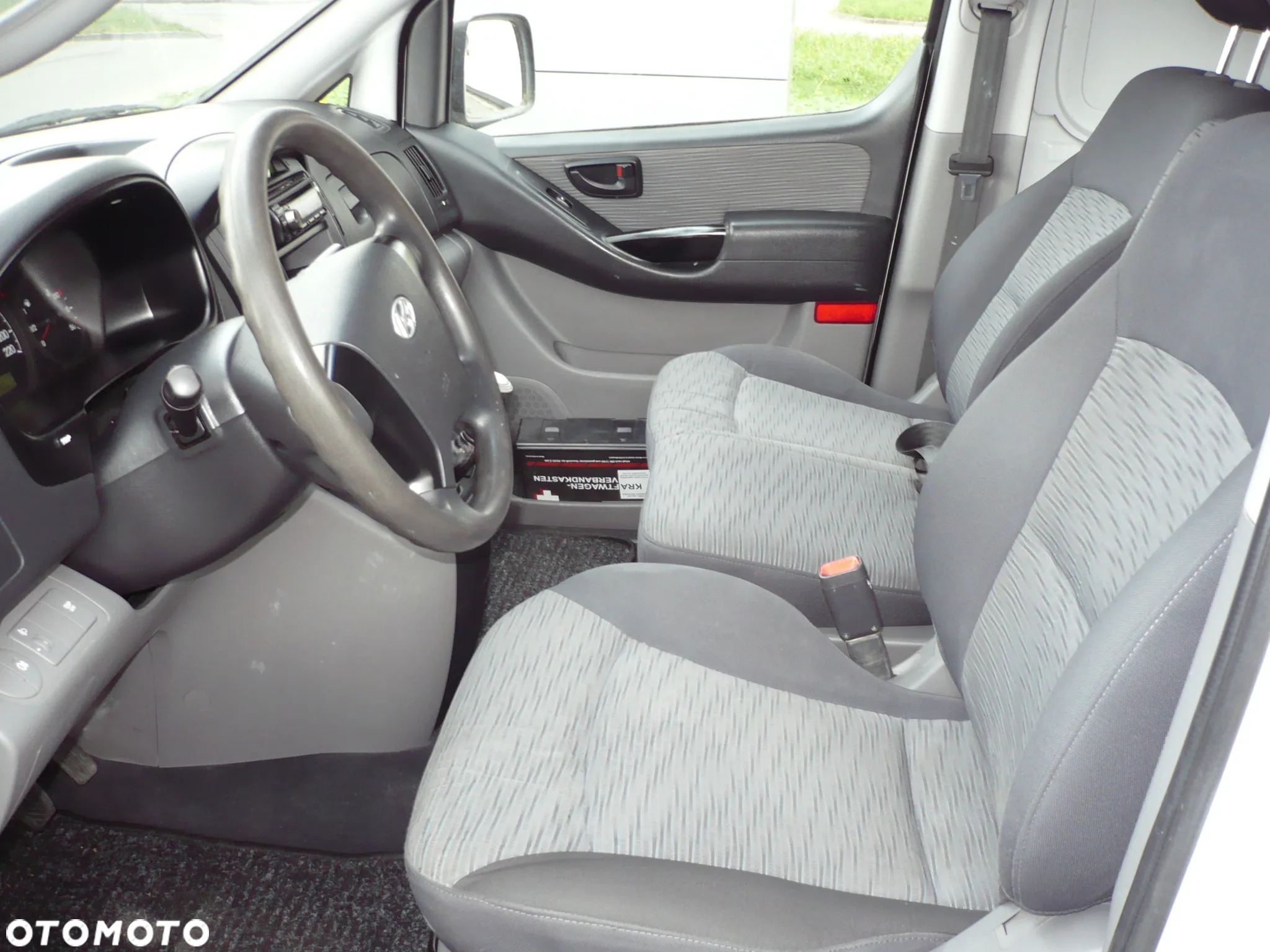 Hyundai H1 - 6