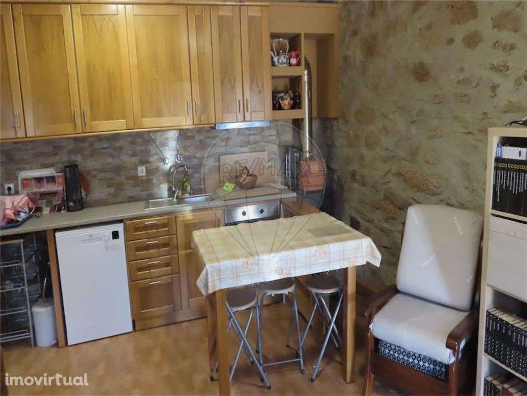 Moradia T1 para venda - Grande imagem: 4/23