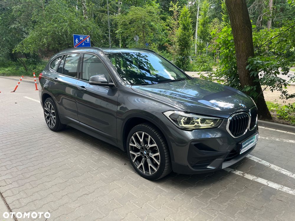BMW X1 sDrive20i Sport Line sport - 2