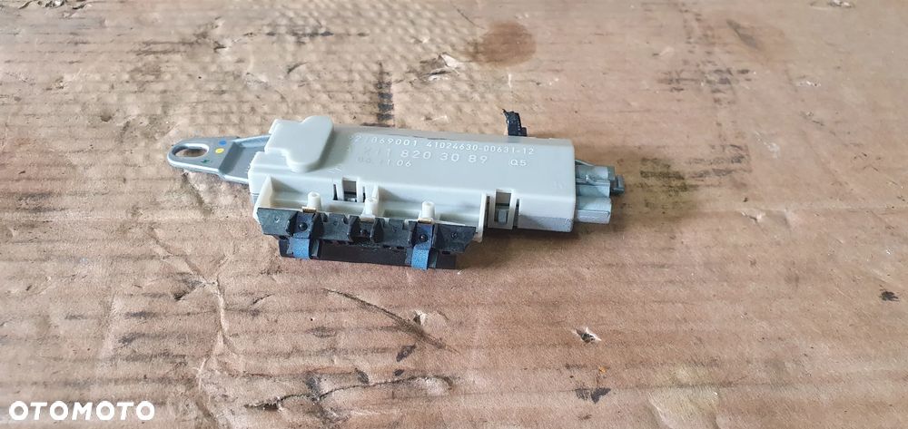 Wzmacniacz anteny moduł Mercedes W211 A2118203089 - 2