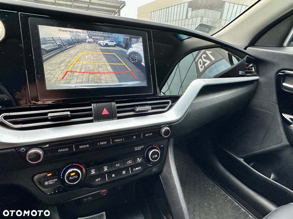Kia Niro - 11