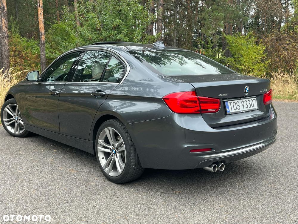 BMW Seria 3 ver-330i-edition-luxury-line-purity - 4