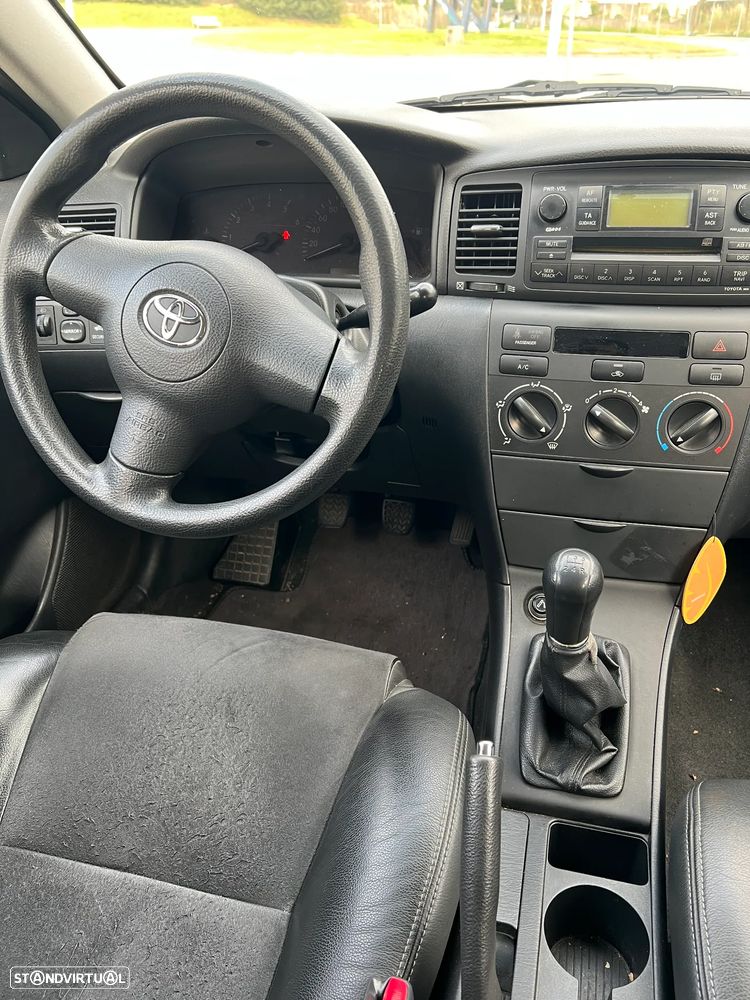 Toyota Corolla 1.4 D-4D - 7