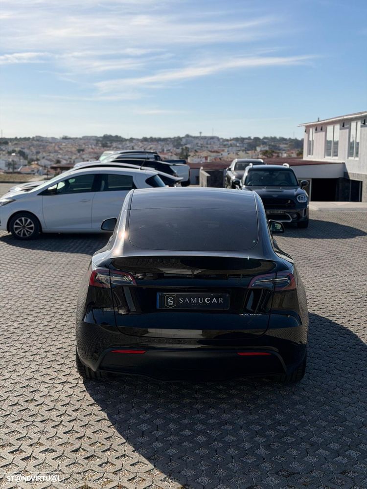 Tesla Model Y Performance Dual Motor AWD - 23
