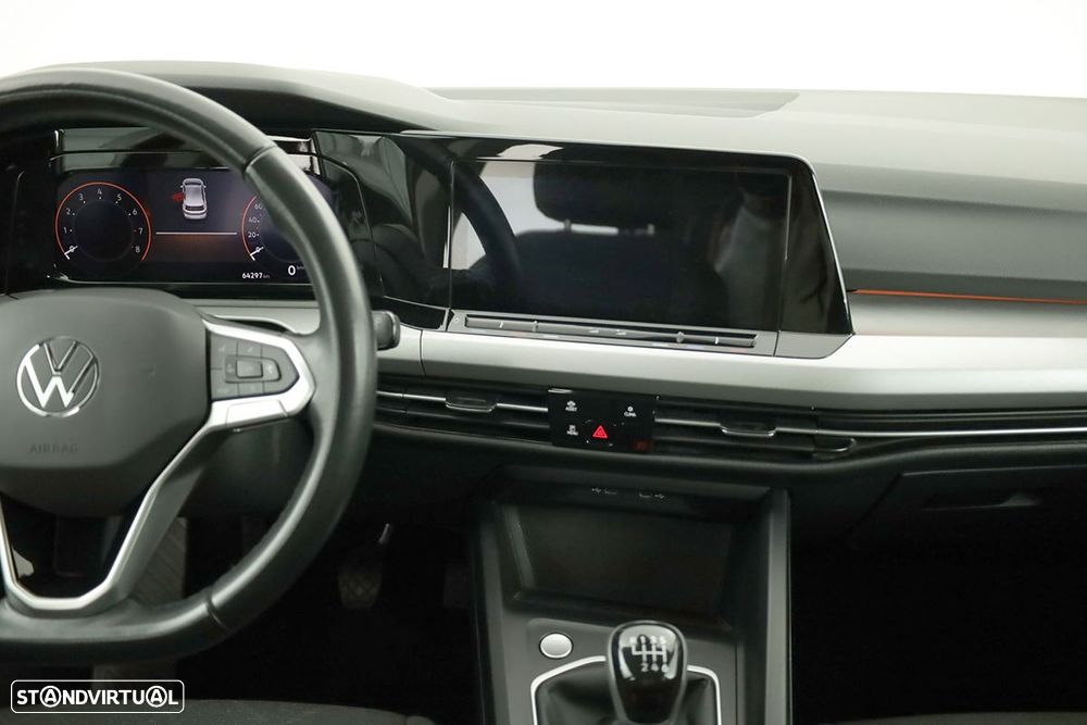 VW Golf 1.0 TSI Life - 9