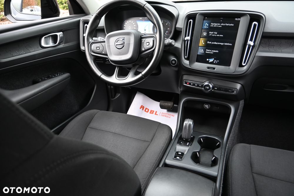 Volvo XC 40 D3 Geartronic Momentum - 19
