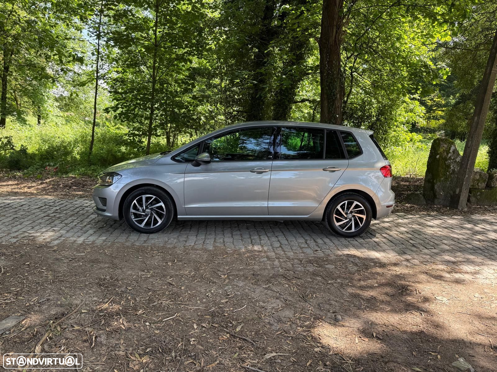 VW Golf Sportsvan - 28