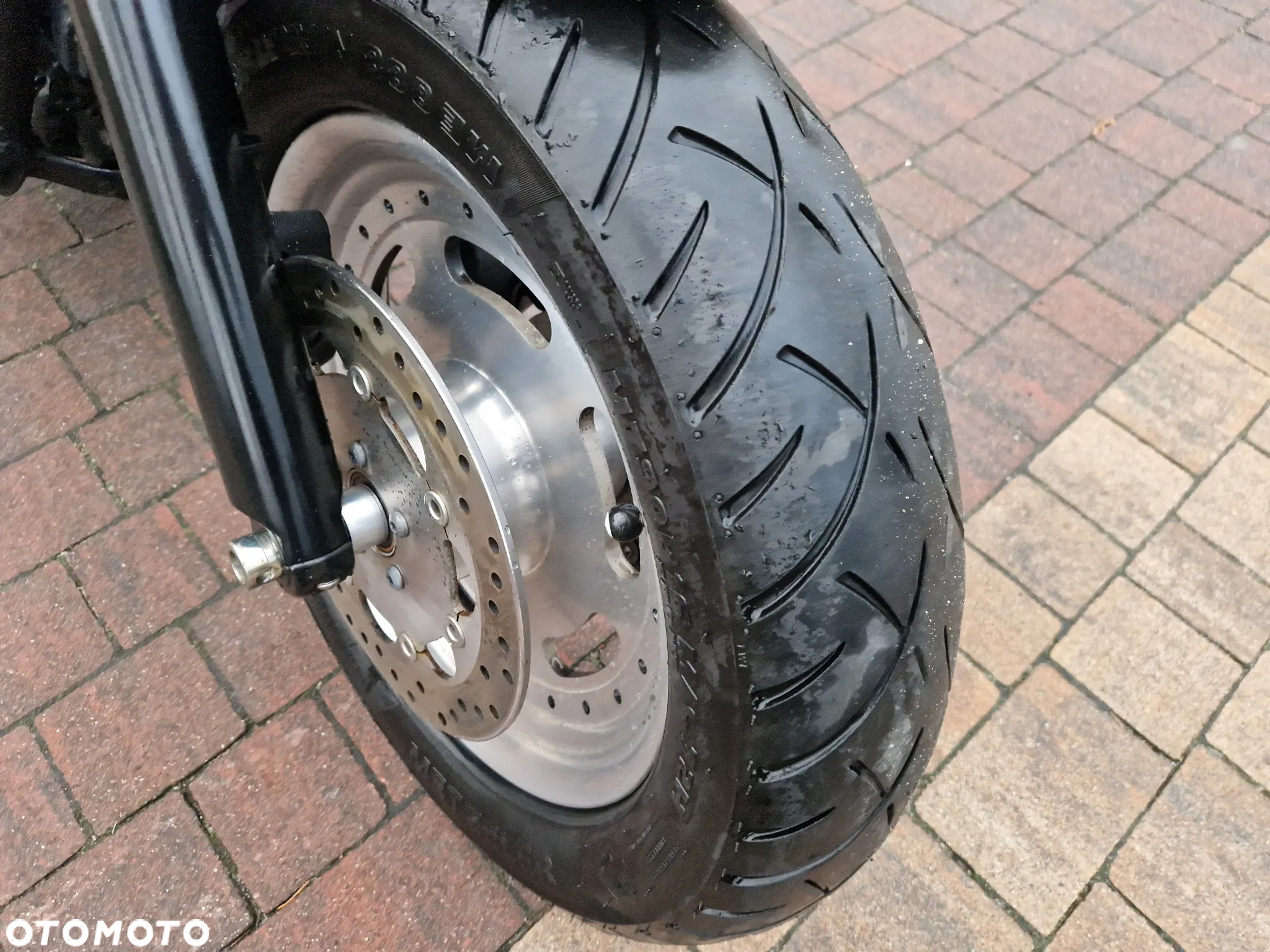 Harley-Davidson Dyna Fat Bob - 25
