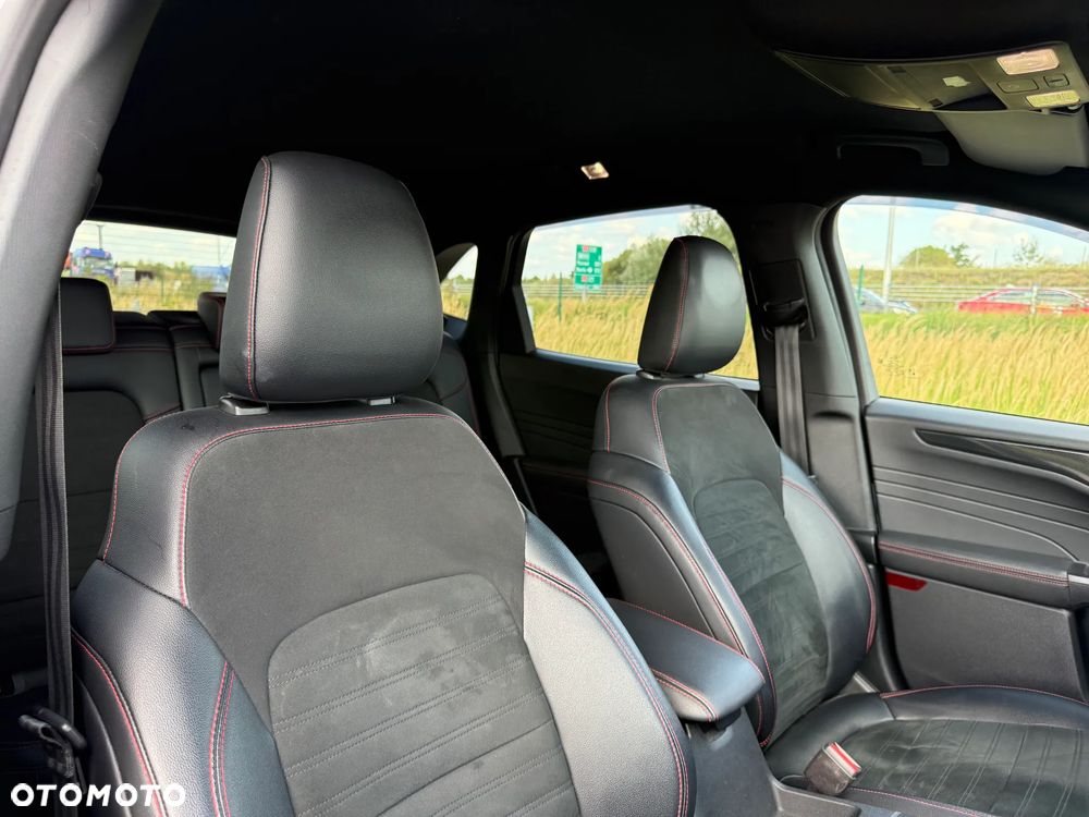 Ford Kuga 2.5P PHEV FWD ST-Line - 10