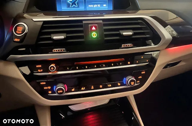 BMW X3 xDrive20d Luxury Line - 12