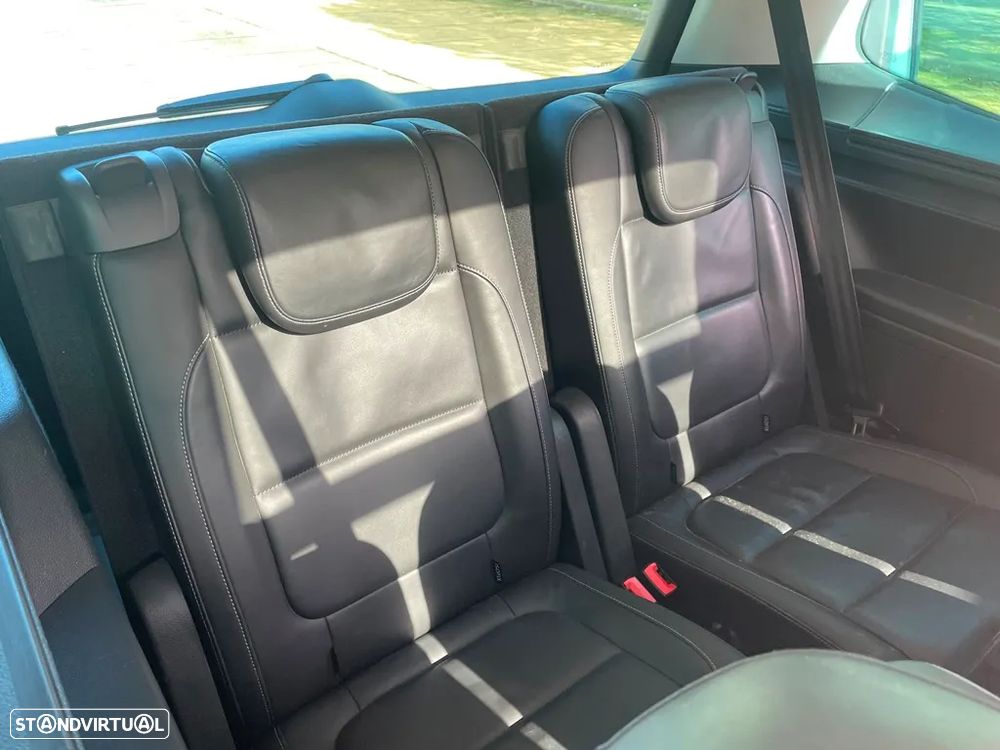 VW Sharan 2.0 TDI Blue Highline DSG - 22