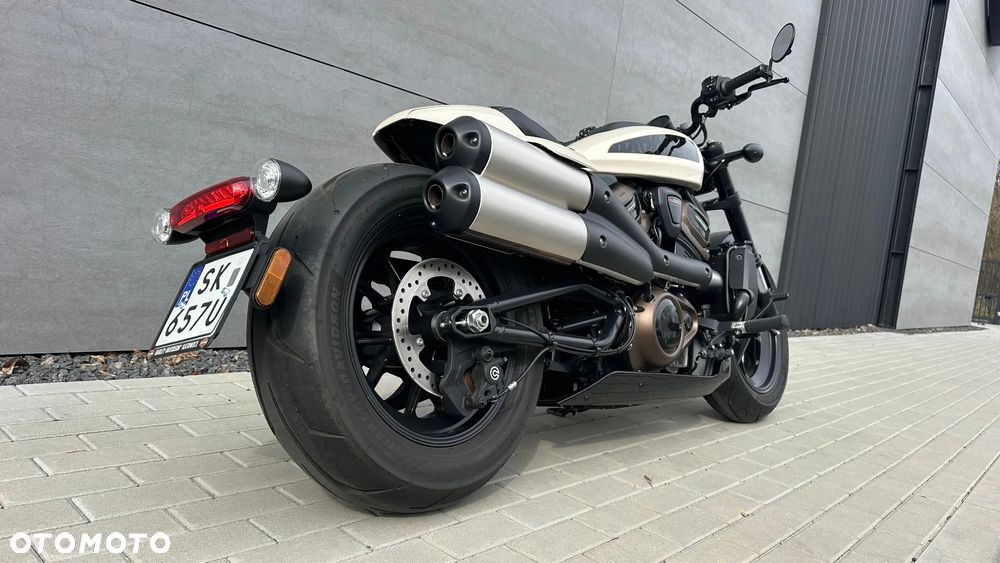 Harley-Davidson Sportster - 3