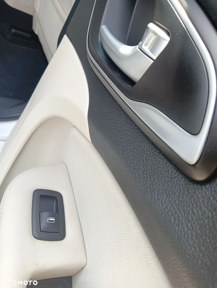 Chrysler 200 - 11