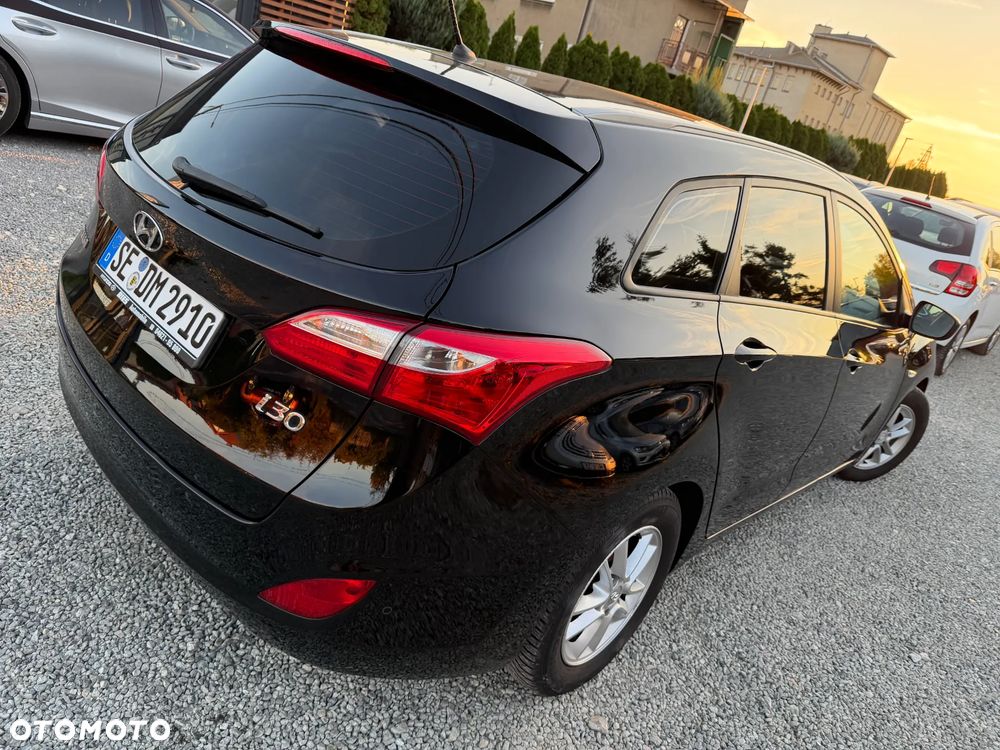 Hyundai i30 1.4 Fifa World Cup Edition - 22