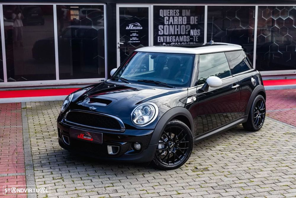 MINI 3 Portas Cooper SD - 2