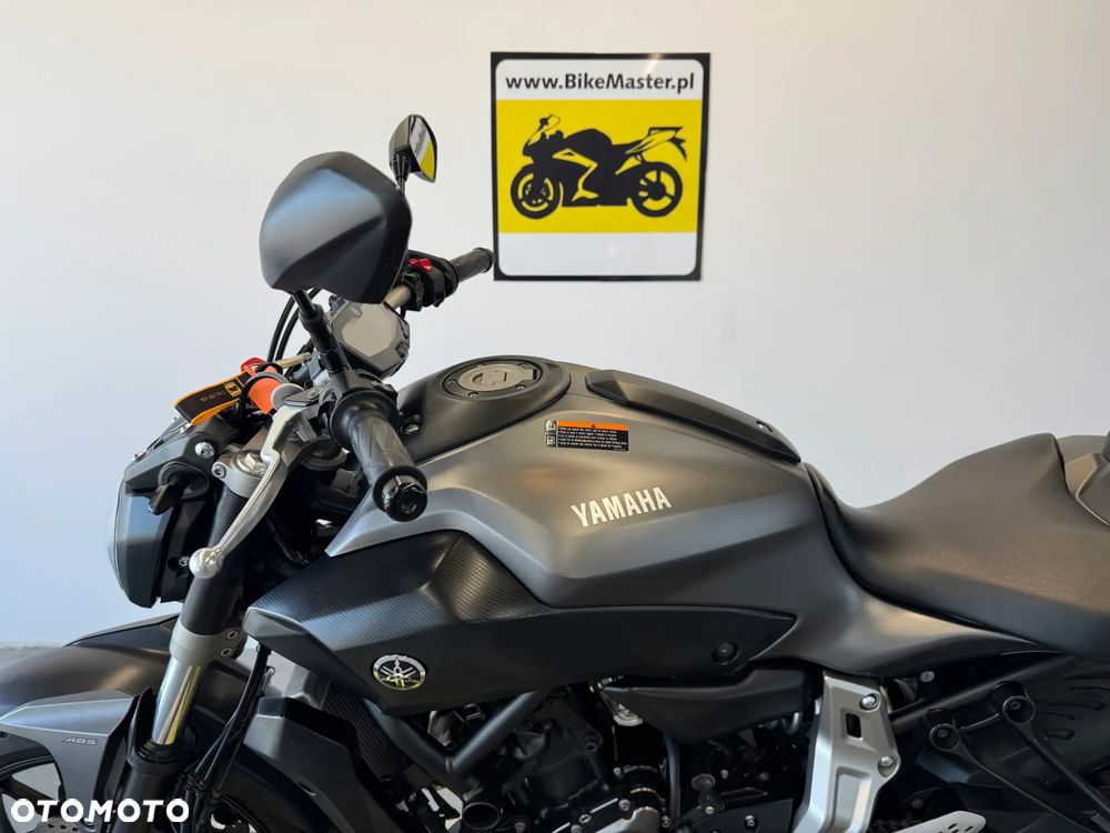 Yamaha MT - 20