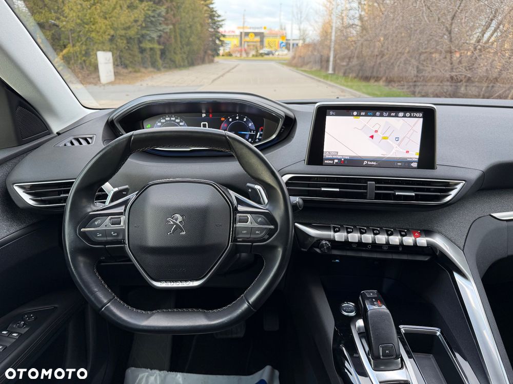 Peugeot 3008 1.2 PureTech Allure - 17