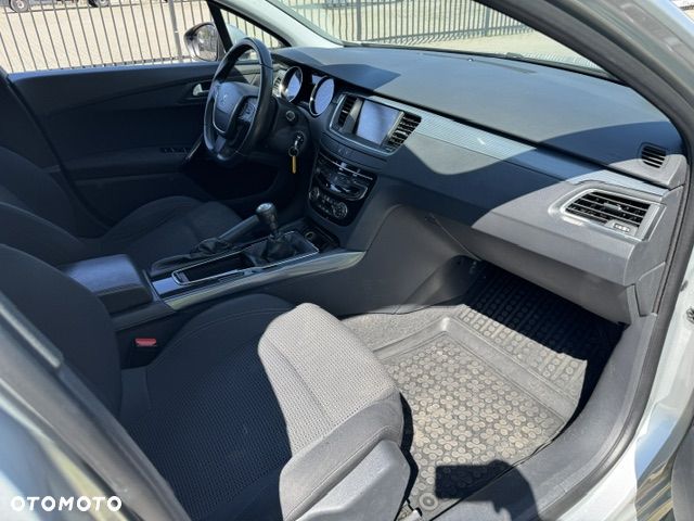 Peugeot 508 1.6 e-THP Allure S&S - 14
