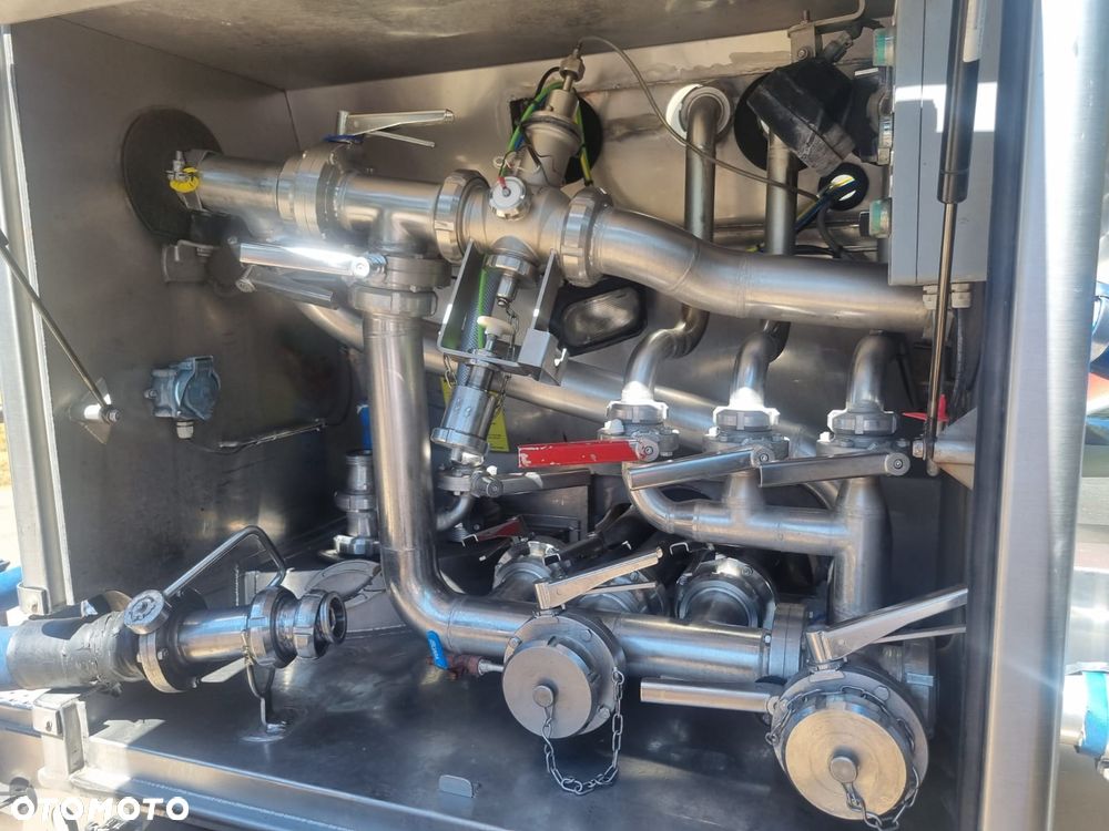 Scania P450 / RETARDER / 15.800L / PODNOSZONA OŚ / PRZEWÓZ MLEKA / SKRĘTNA OŚ - 19
