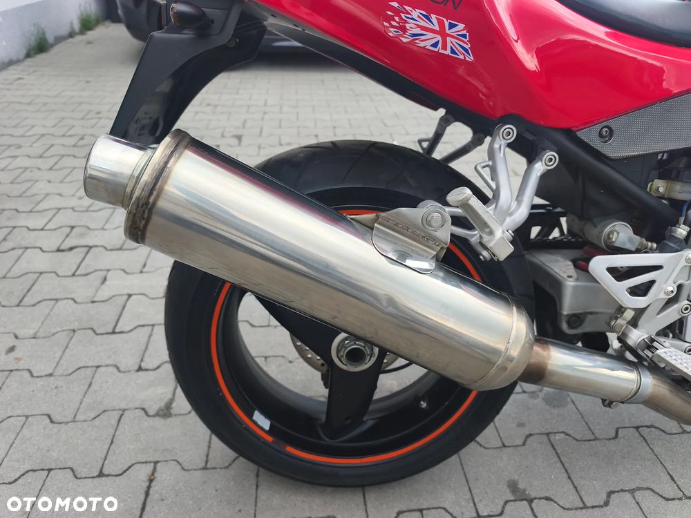 Triumph Daytona - 29
