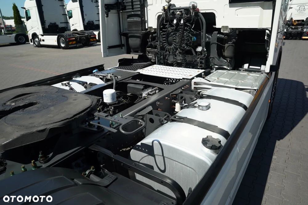 Volvo FH 500 / KLIMA POSTOJOWA  / I-SHIFT / I-SAVE / ALUFELGI - 16
