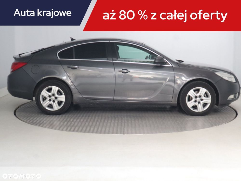 Opel Insignia - 8