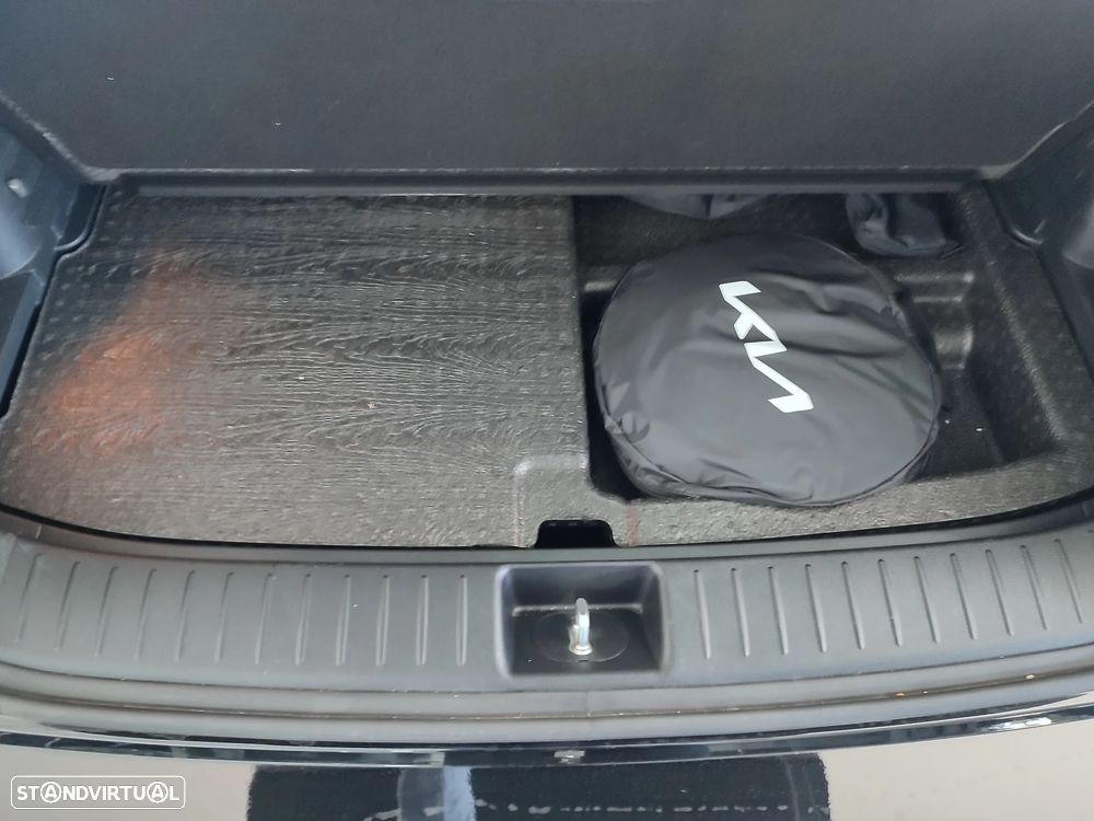 Kia Sportage 1.6 T-GDi PHEV Tech - 36