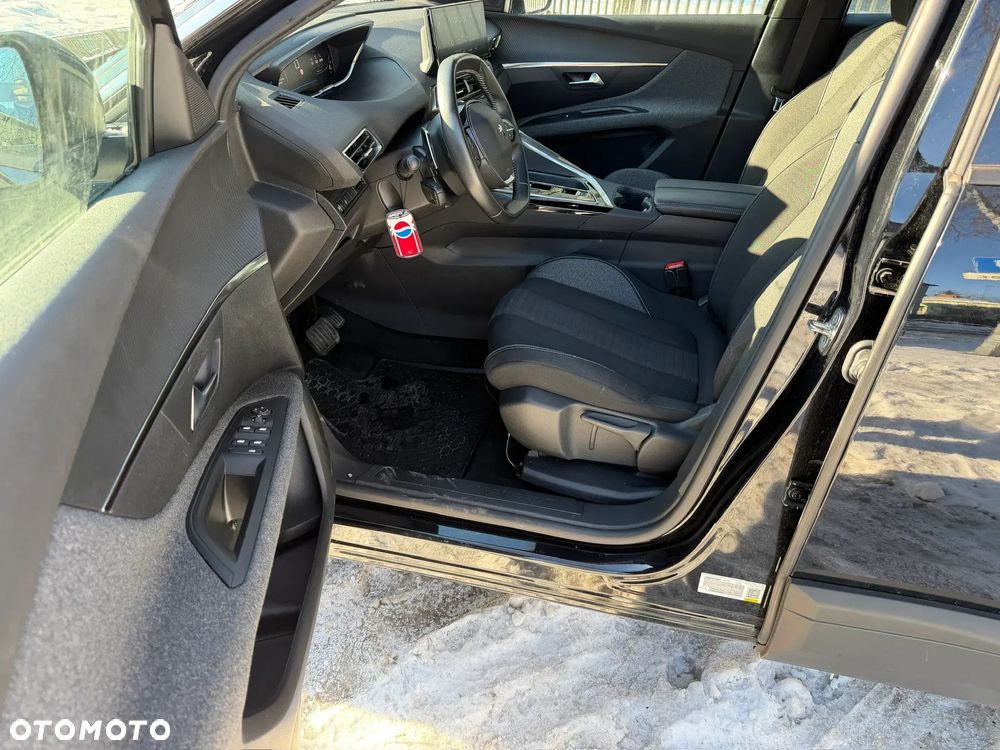 Peugeot 3008 - 17
