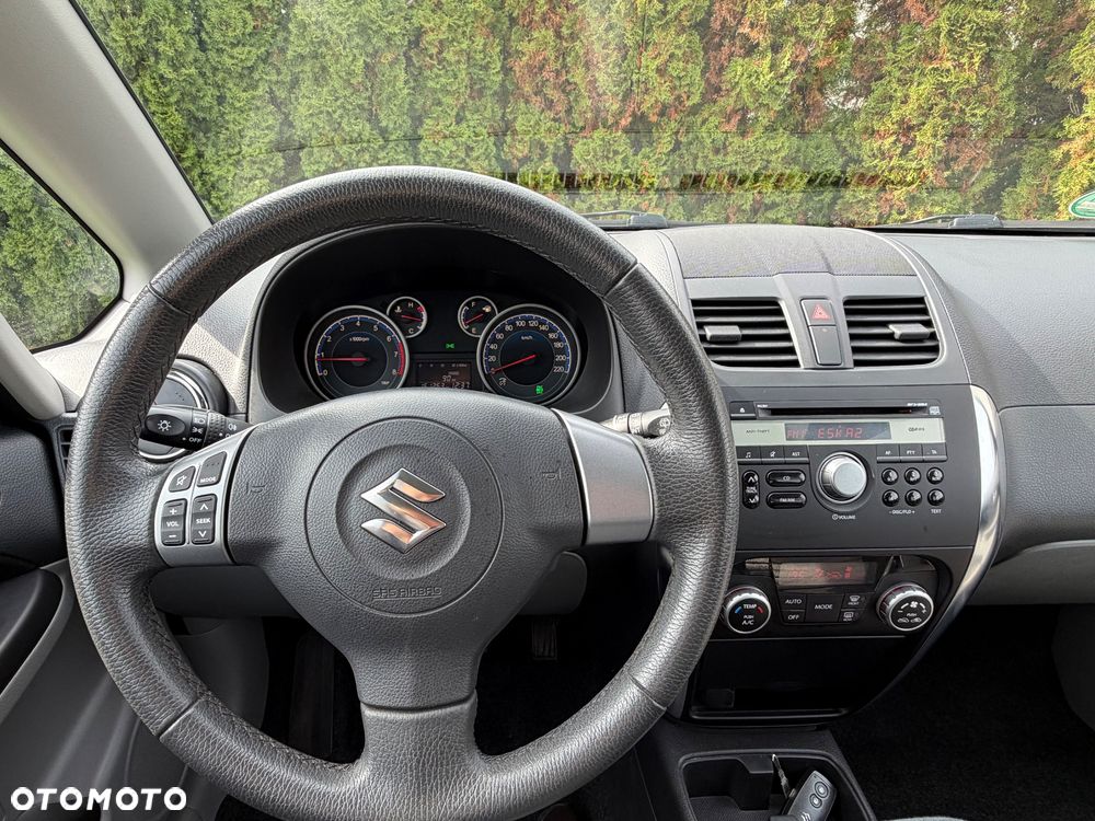 Suzuki SX4 - 23