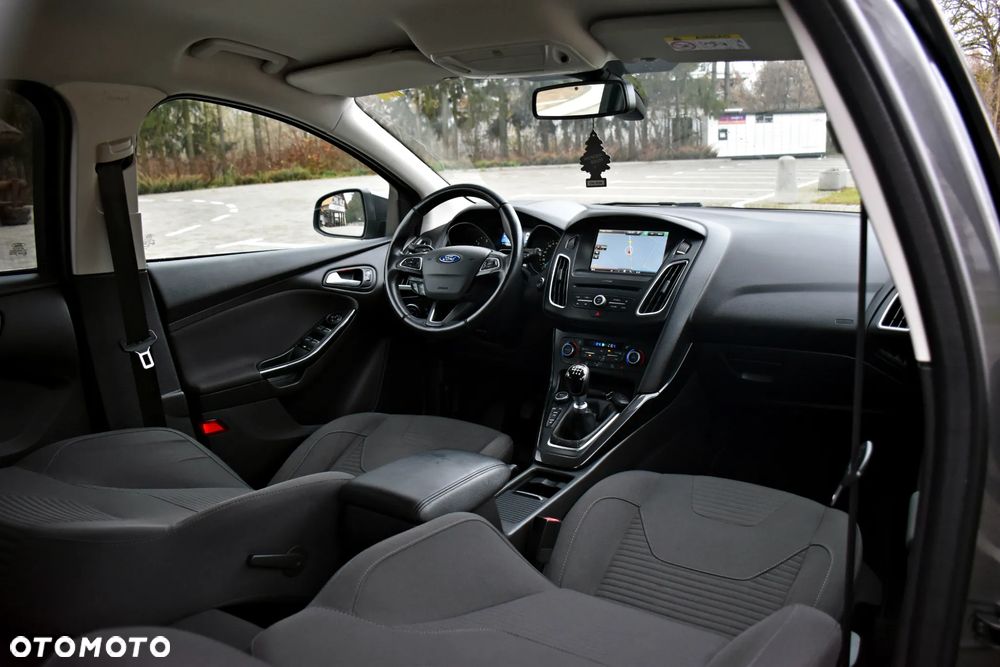 Ford Focus 1.5 TDCi Black Edition - 40