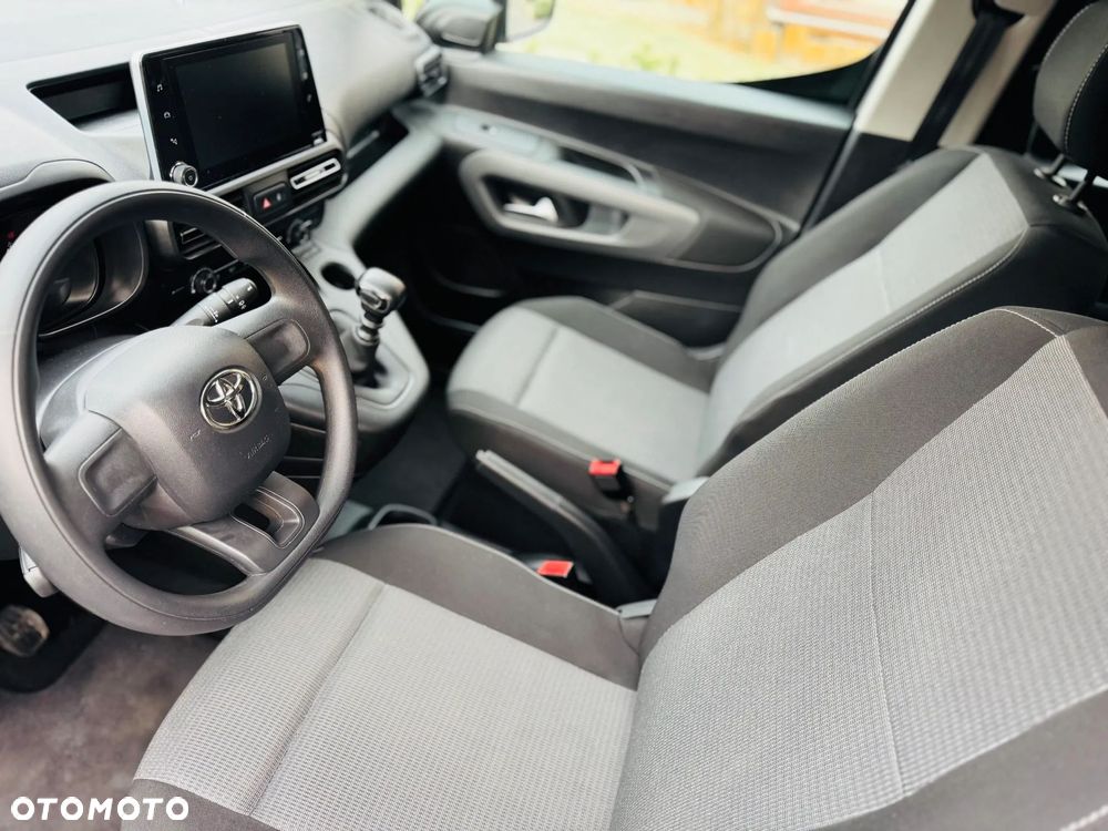 Toyota Proace City Verso 1.5 D-4D Business - 12