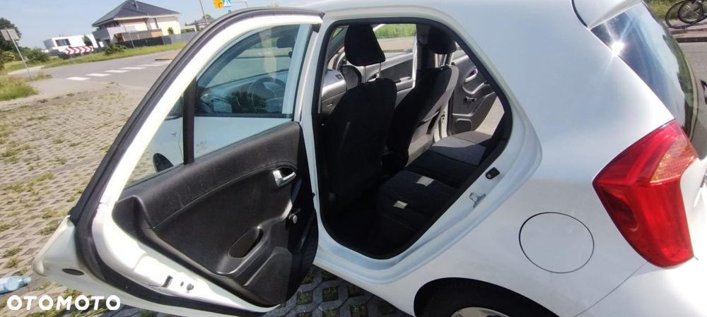 Kia Picanto 1.0 Start - 11